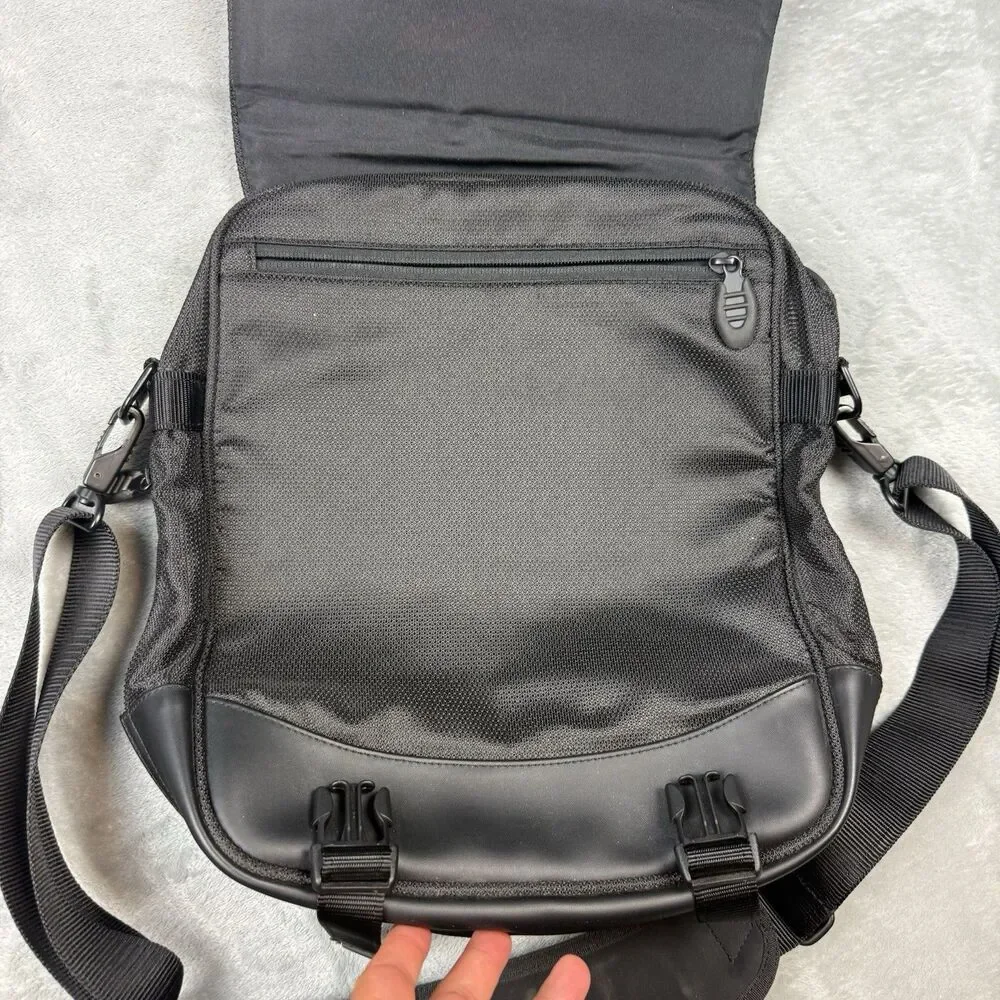 TUMI Black Ballistic Nylon Expandable Messenger Briefcase Shoulder Bag